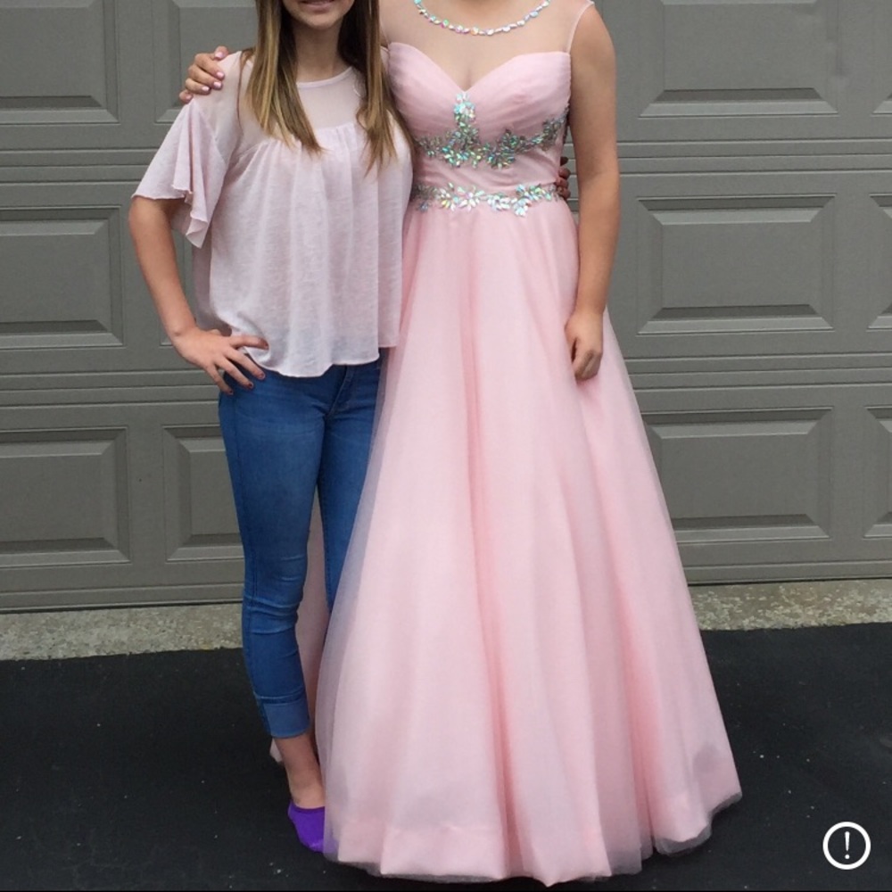 Gorgeous Pink Prom Gown Size 10